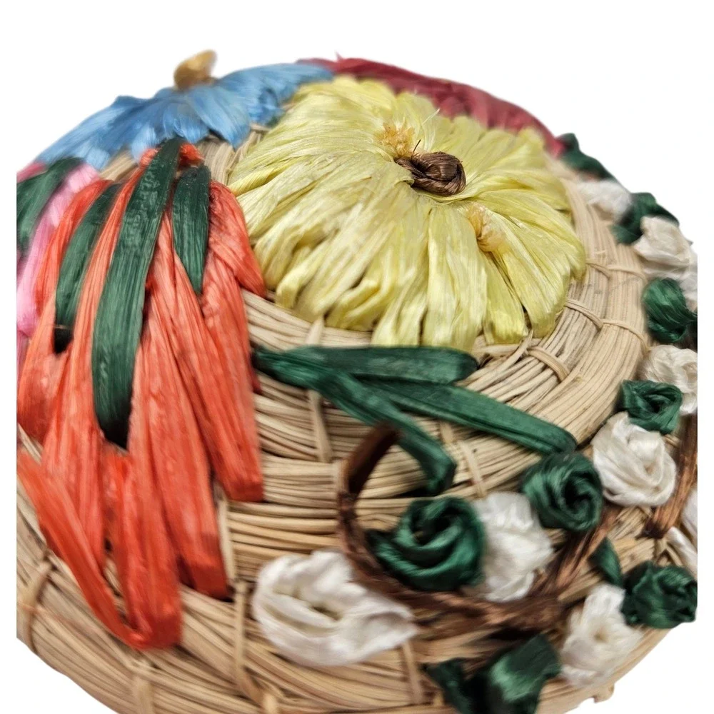 Woven‎ Straw Basket with Colorful Raffia Flowers Trinket Jewelry Box